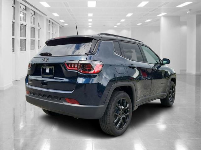 2024 Jeep Compass COMPASS LATITUDE 4X4