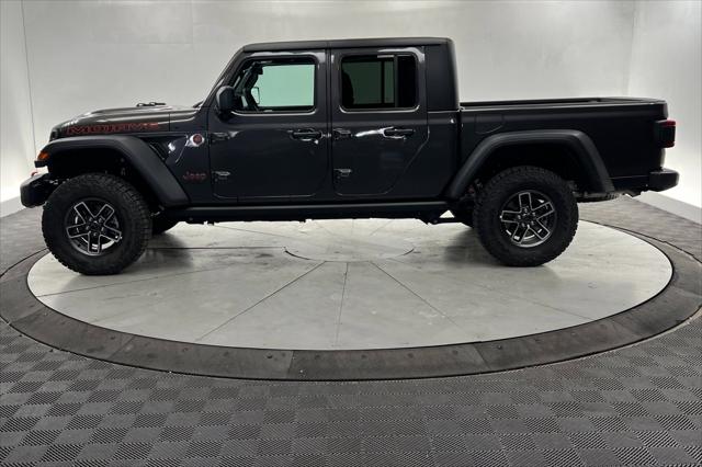 2024 Jeep Gladiator GLADIATOR MOJAVE 4X4