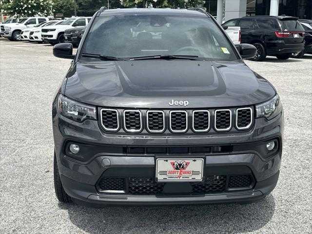 2024 Jeep Compass COMPASS LATITUDE 4X4