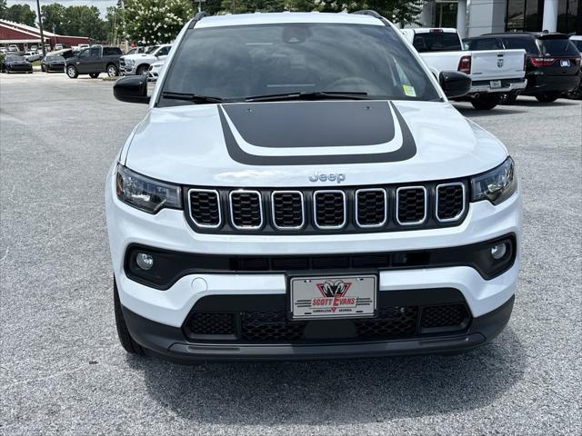 2024 Jeep Compass COMPASS LATITUDE 4X4