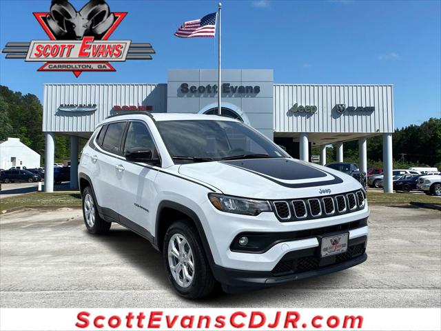 2024 Jeep Compass COMPASS LATITUDE 4X4