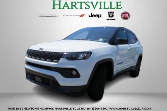 2024 Jeep Compass COMPASS LATITUDE 4X4