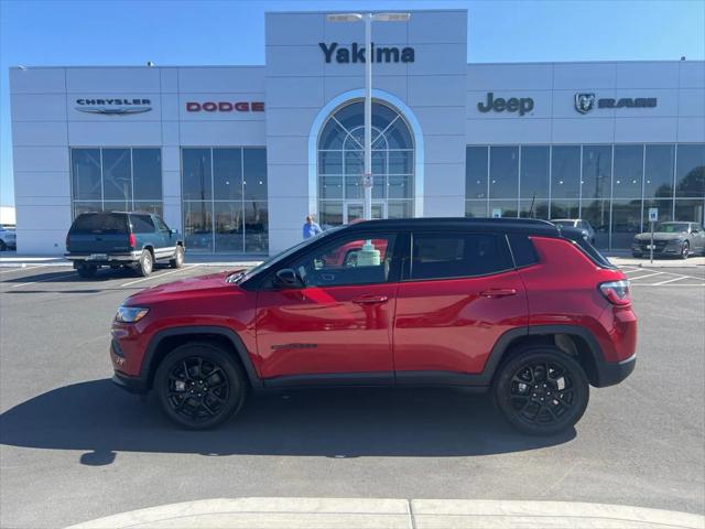 2024 Jeep Compass COMPASS LATITUDE 4X4