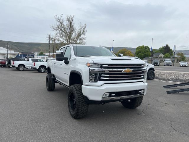 2023 Chevrolet Silverado 3500HD High Country