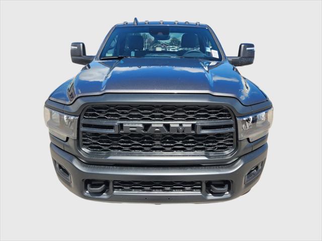 2024 RAM Ram 3500 Chassis Cab RAM 3500 TRADESMAN CHASSIS REGULAR CAB 4X4 60 CA