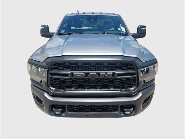 2024 RAM Ram 3500 Chassis Cab RAM 3500 TRADESMAN CHASSIS REGULAR CAB 4X4 60 CA