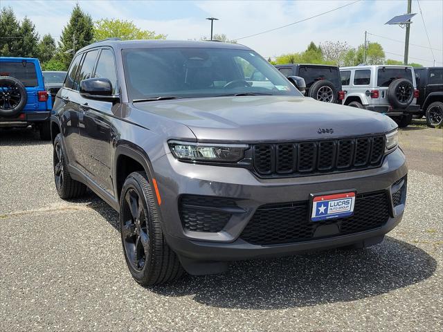 2022 Jeep Grand Cherokee Altitude 4x4