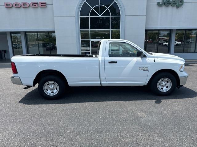 2022 RAM 1500 Classic Tradesman Regular Cab 4x2 8 Box