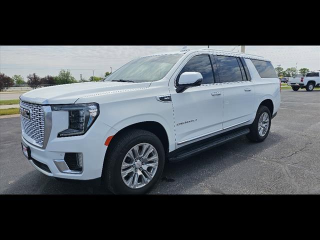 2022 GMC Yukon XL 4WD Denali