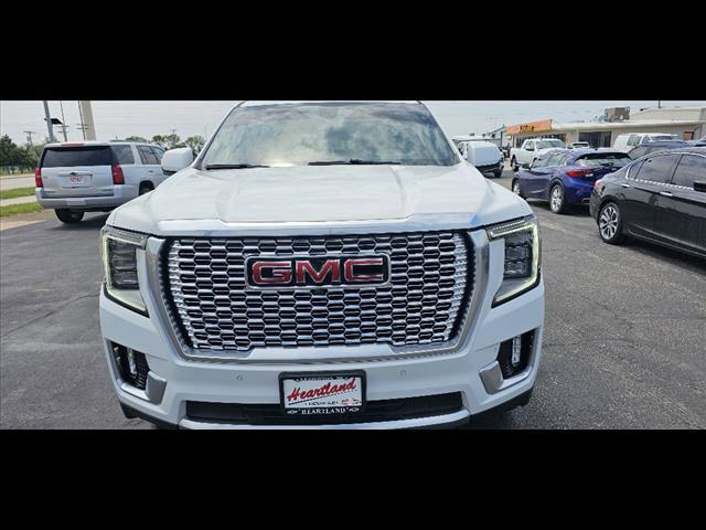 2022 GMC Yukon XL 4WD Denali