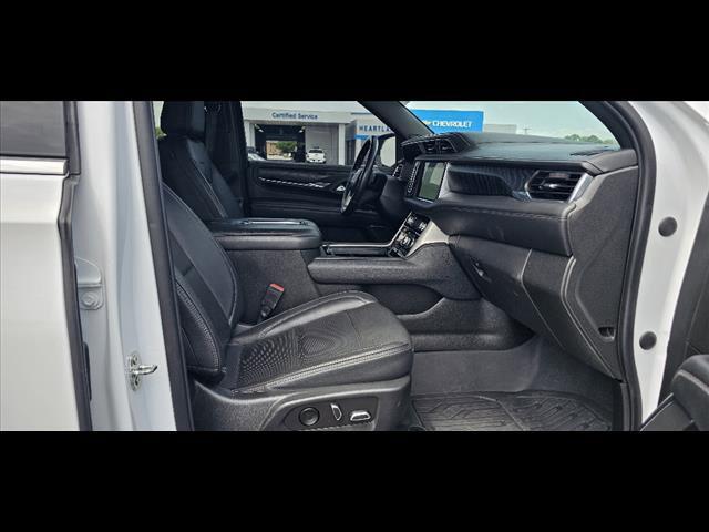2022 GMC Yukon XL 4WD Denali