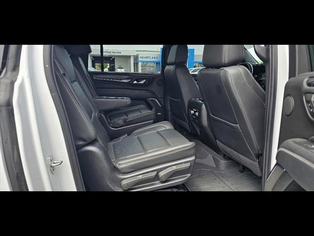 2022 GMC Yukon XL 4WD Denali