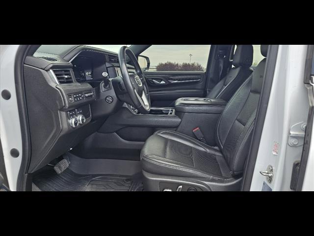 2022 GMC Yukon XL 4WD Denali