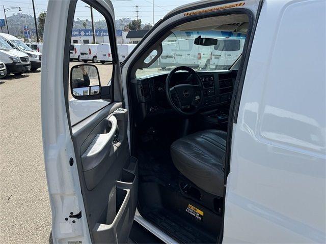2022 GMC Savana Cargo RWD 2500 Regular Wheelbase Work Van