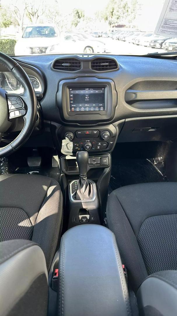 2019 Jeep Renegade Altitude FWD