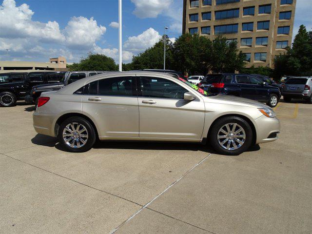 2014 Chrysler 200 Touring