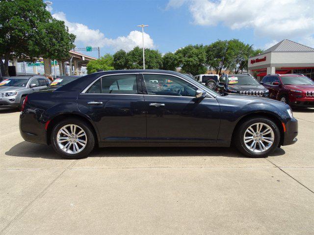2016 Chrysler 300C Base