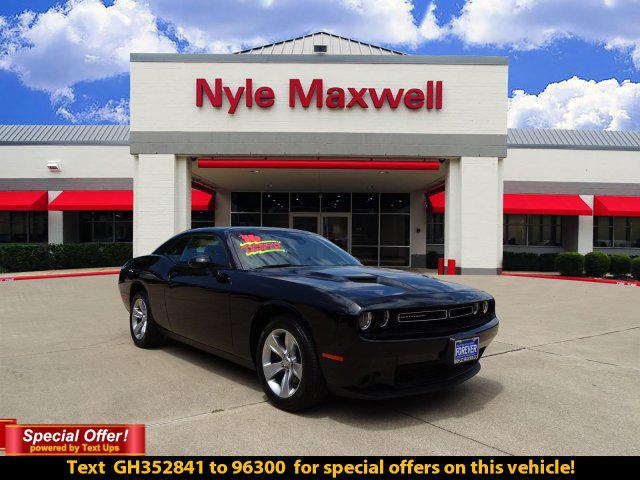 2016 Dodge Challenger SXT