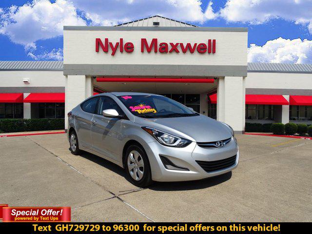2016 Hyundai Elantra SE