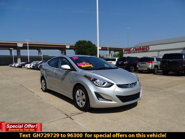 2016 Hyundai Elantra SE