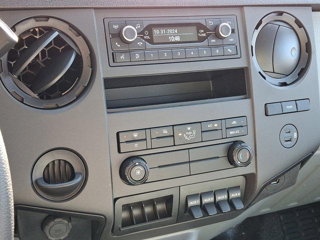 2025 Ford F-650 F650 REGULAR CAB DOCK HGT