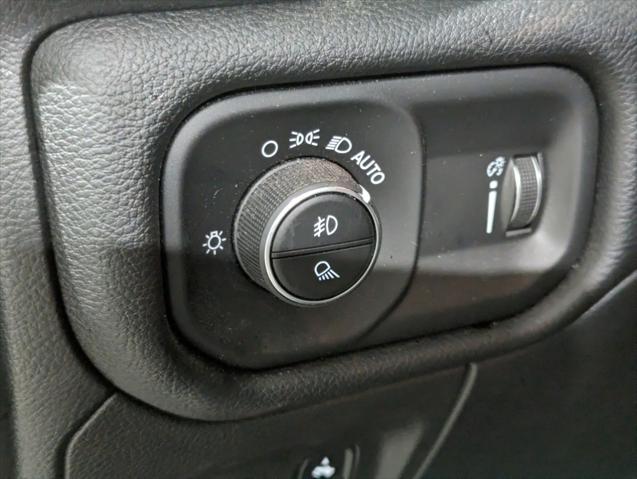 2021 Ram 1500 Big Horn Crew Cab 4x4 5'7" Box