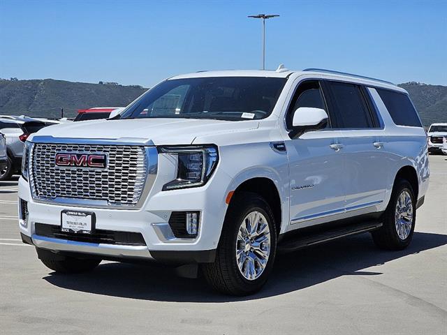 2024 GMC Yukon XL 4WD Denali 17