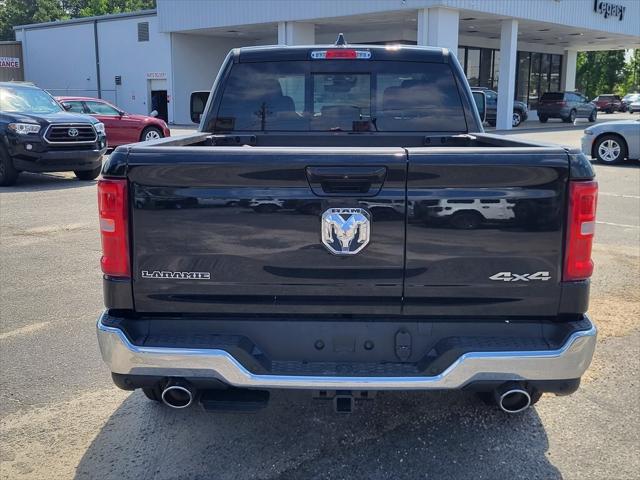 2025 RAM Ram 1500 RAM 1500 LARAMIE CREW CAB 4X4 64 BOX