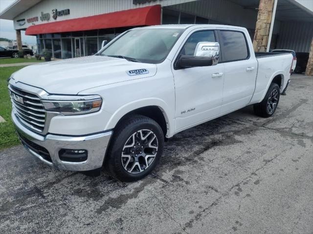 2025 RAM Ram 1500 RAM 1500 LARAMIE CREW CAB 4X4 64 BOX