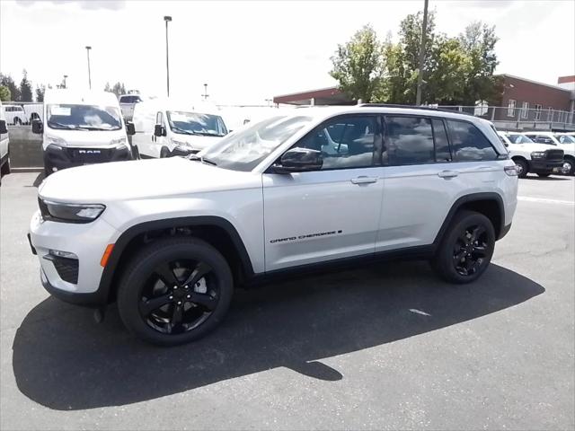 2024 Jeep Grand Cherokee GRAND CHEROKEE LIMITED 4X4