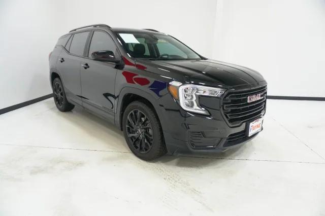2023 GMC Terrain FWD SLE 2023 GMC Terrain FWD SLE