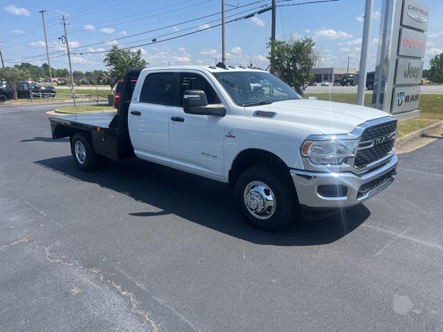 2024 RAM Ram 3500 Chassis Cab RAM 3500 SLT CREW CAB CHASSIS 4X4 60 CA