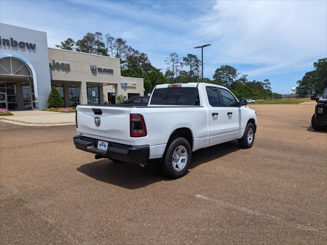 2024 RAM Ram 1500 RAM 1500 TRADESMAN QUAD CAB 4X2 64 BOX