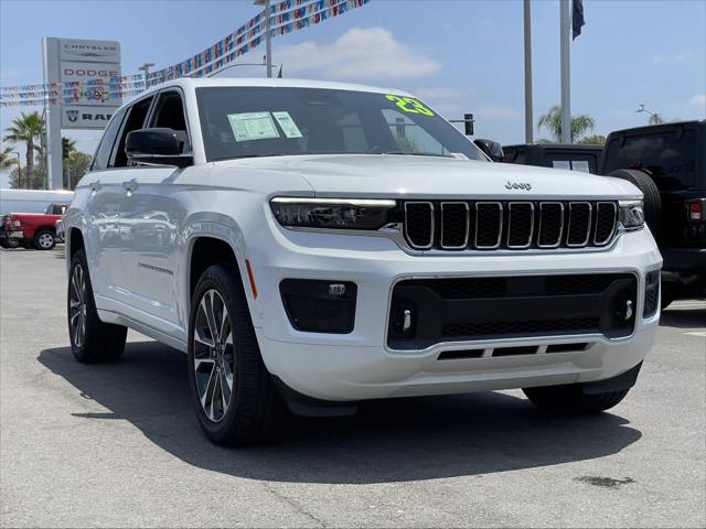 2023 Jeep Grand Cherokee Overland 4x2