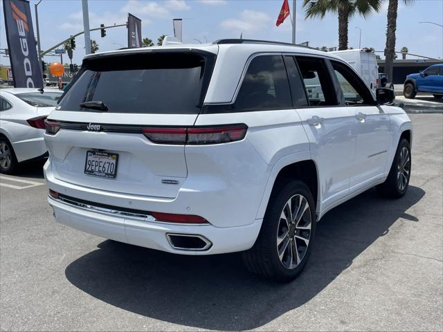 2023 Jeep Grand Cherokee Overland 4x2
