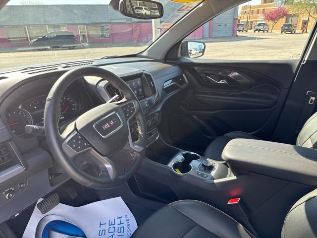 2023 GMC Terrain AWD AT4