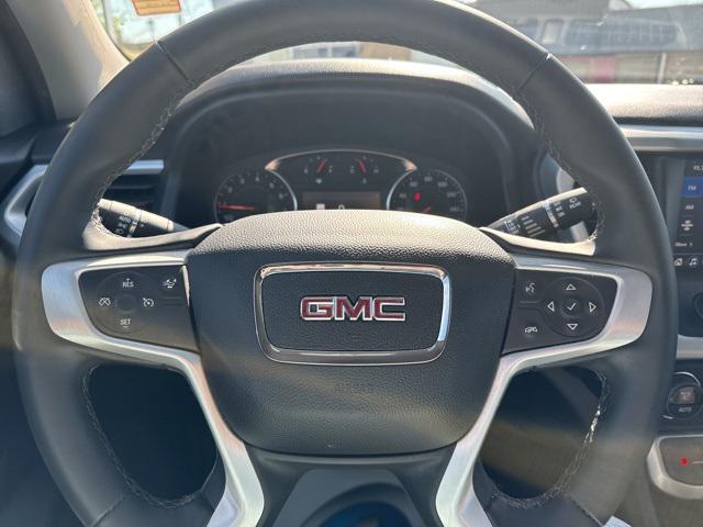 2023 GMC Acadia AWD SLT