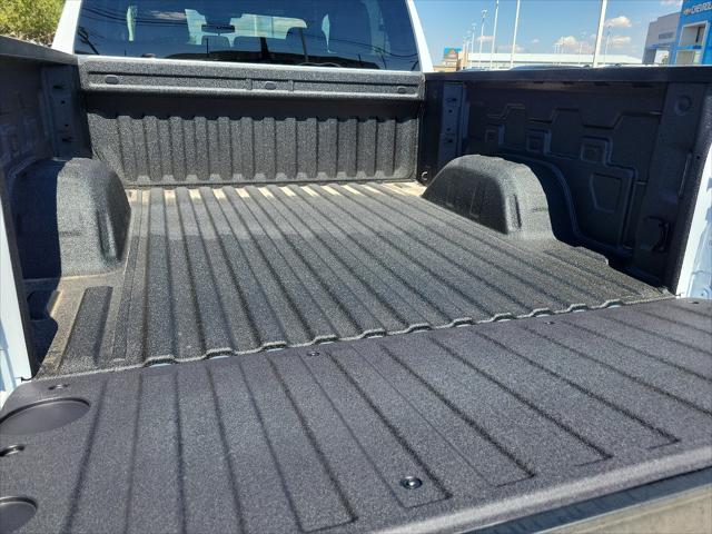 2024 GMC Sierra 1500 4WD Crew Cab Short Box Pro