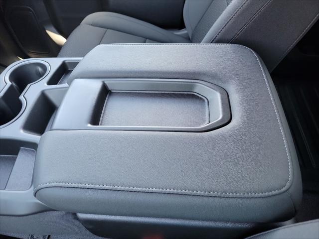 2024 GMC Sierra 1500 4WD Crew Cab Short Box Pro