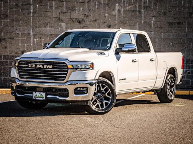 2025 RAM Ram 1500 RAM 1500 LARAMIE CREW CAB 4X4 64 BOX