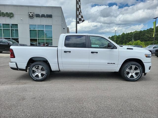 2025 RAM Ram 1500 RAM 1500 TRADESMAN CREW CAB 4X4 57 BOX