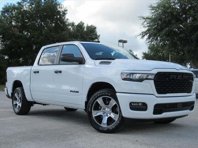 2025 RAM Ram 1500 RAM 1500 TRADESMAN CREW CAB 4X2 57 BOX