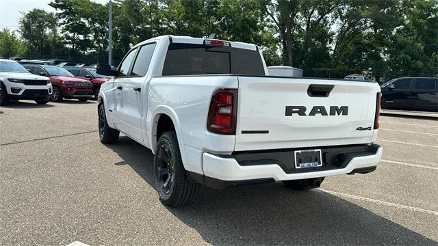 2025 RAM Ram 1500 RAM 1500 BIG HORN CREW CAB 4X4 57 BOX