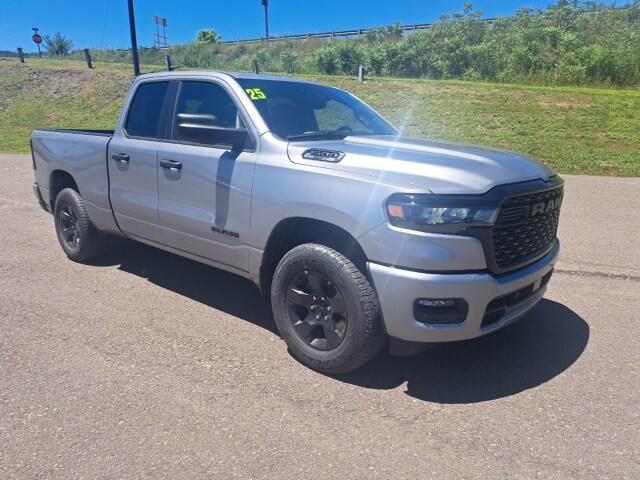 2025 RAM Ram 1500 RAM 1500 TRADESMAN QUAD CAB 4X4 64 BOX