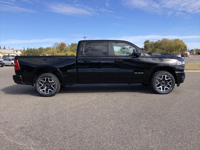 2025 RAM Ram 1500 RAM 1500 LARAMIE CREW CAB 4X4 64 BOX