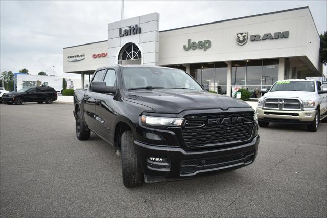 2025 RAM Ram 1500 RAM 1500 TRADESMAN CREW CAB 4X4 57 BOX