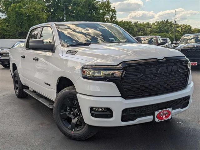 2025 RAM Ram 1500 RAM 1500 TRADESMAN CREW CAB 4X4 57 BOX