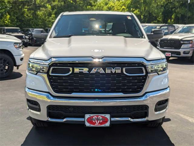 2025 RAM Ram 1500 RAM 1500 TRADESMAN QUAD CAB 4X2 64 BOX