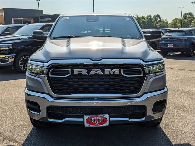 2025 RAM Ram 1500 RAM 1500 TRADESMAN QUAD CAB 4X2 64 BOX