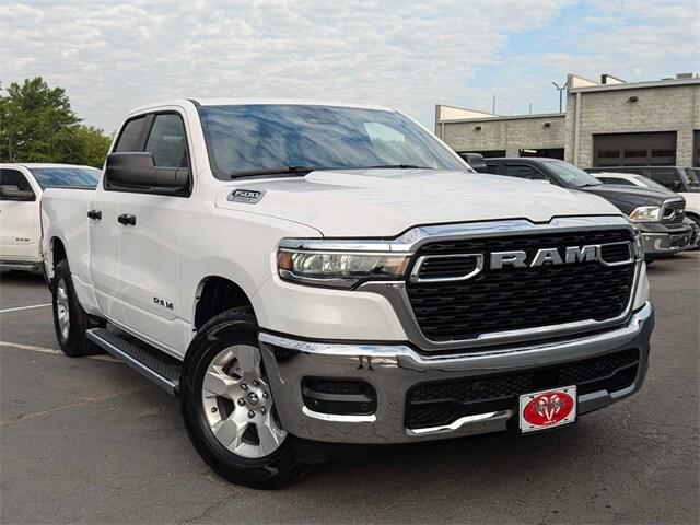 2025 RAM Ram 1500 RAM 1500 TRADESMAN QUAD CAB 4X2 64 BOX